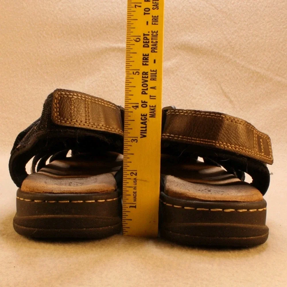 St John's Bay Men's Brown Fisherman Sandals Closed Toe Comfort Walking
